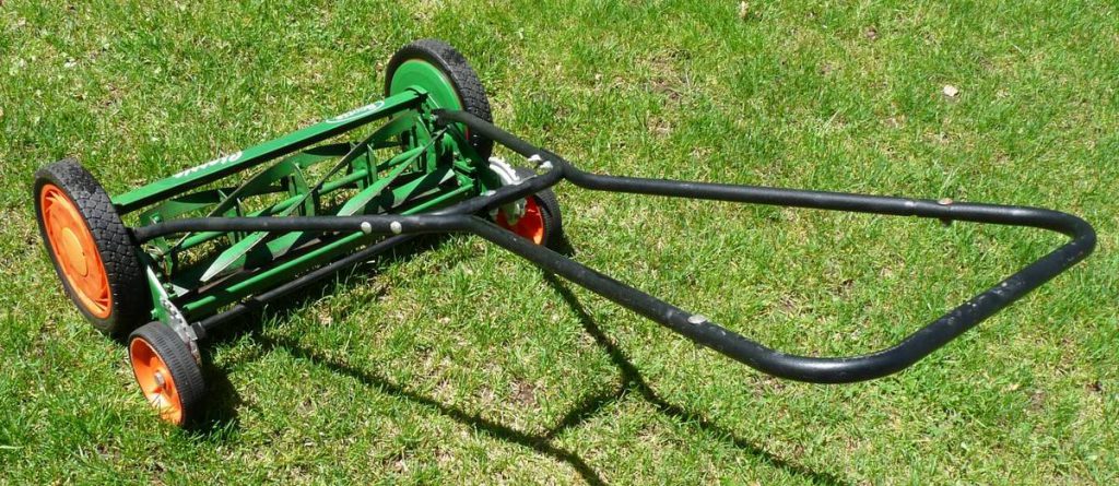Light weight design 1024x445 Scotts Classic 20 Push Reel Mower: A Personal Review