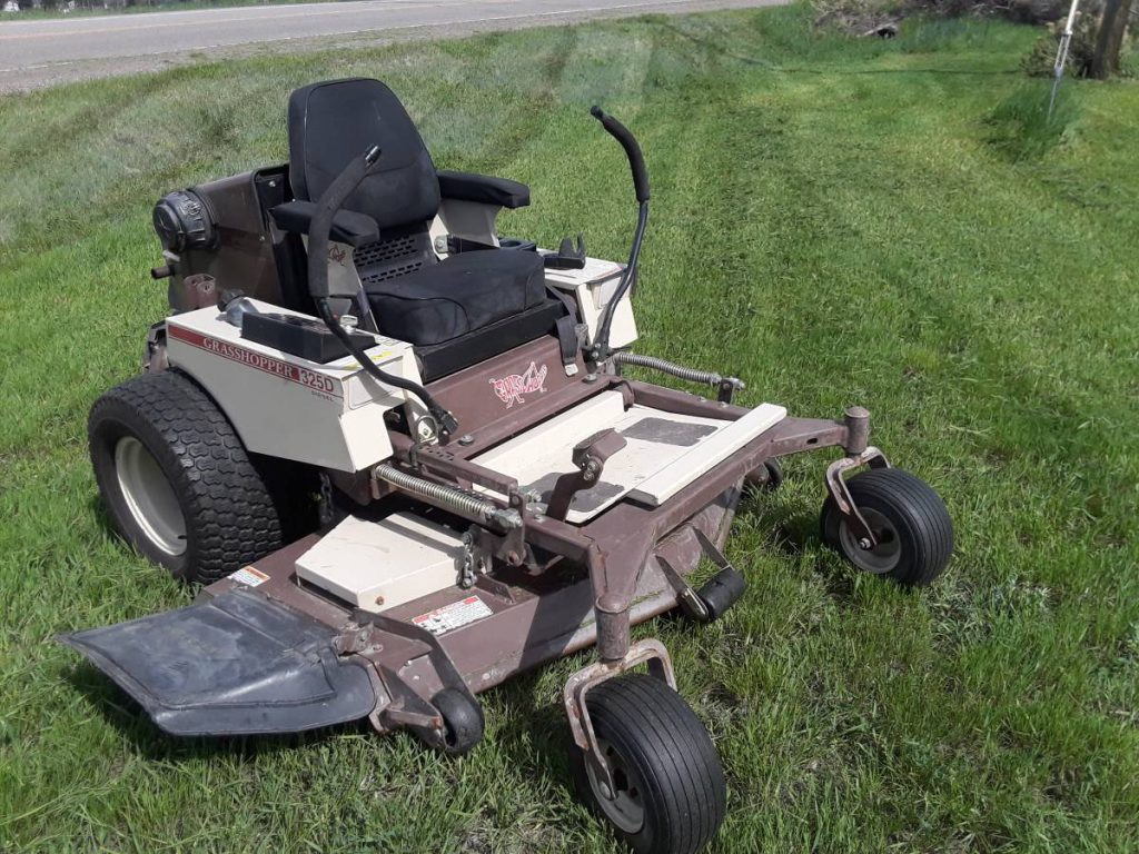 325D Zero Turn Commercial Grade Mower RonMowers