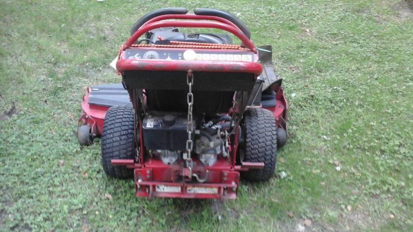 52 inch Toro walk behind mower 1 810x456 Toro 52 inch walk behind mower