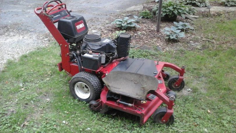 52 inch Toro walk behind mower 3 810x456 Toro 52 inch walk behind mower