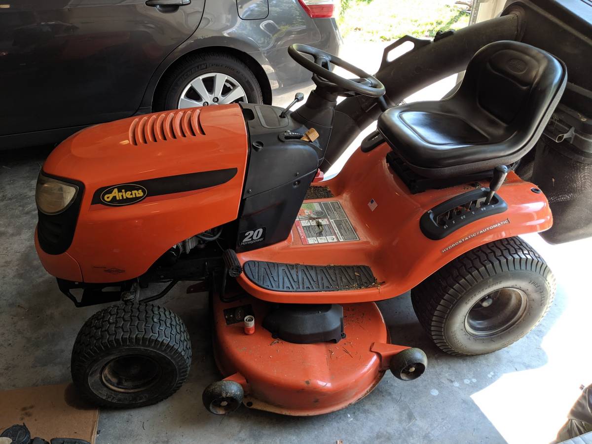 Ariens 46 inch twin-blade riding lawn mower - RonMowers