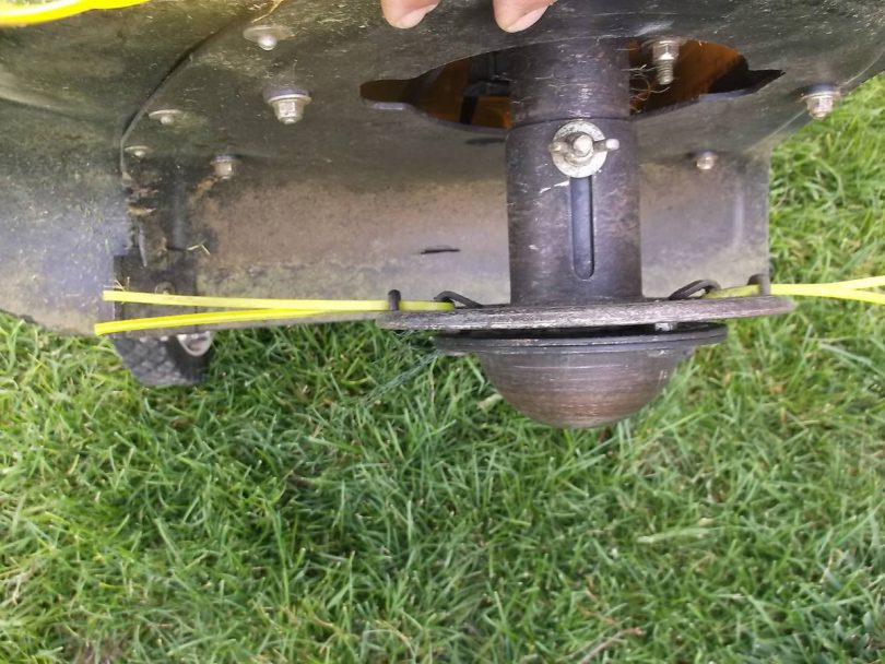 Cub Cadet 159cc 2 810x608 Cub Cadet ST 100 22 Wheeled String Mower