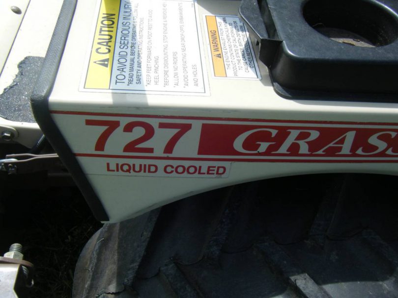 Grasshopper mower 727 01 810x608 Used Grasshopper Mower 727KW For Sale