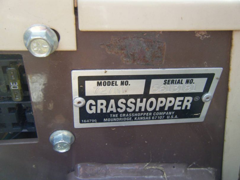 Grasshopper mower 727 10 810x608 Used Grasshopper Mower 727KW For Sale
