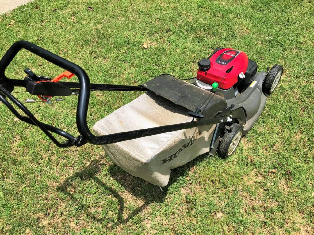 Honda HRX217HYA Premium Residential Mower With Bag RonMowers