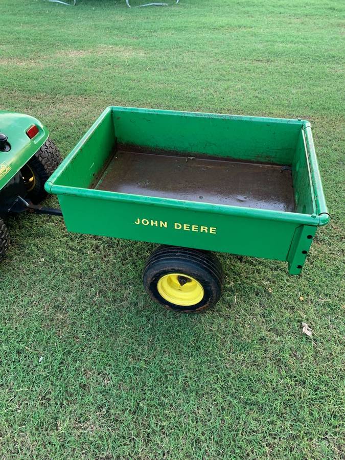 John Deere 80 dump cart 5 Preowned John Deere 80 Dump Cart for Sale