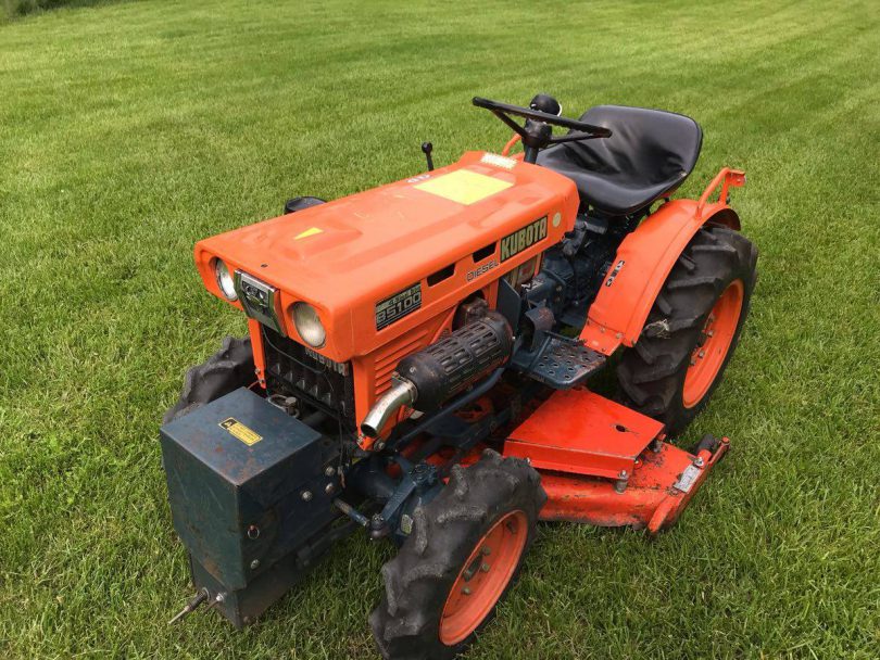 Kubota B5100 Diesel 4wd compact tractor 02 810x608 Kubota B5100 Diesel 4WD Compact Tractor