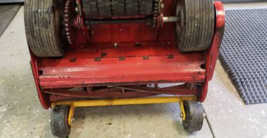 McLane 20 Inch Reel Mower 5 375x195 Used McLane 20 Inch Reel Mower for Sale