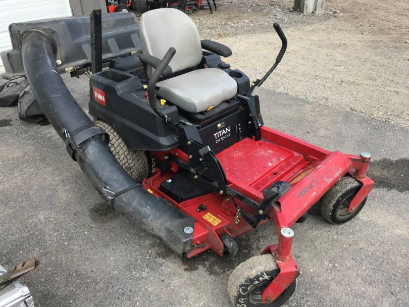 Toro Titan ZX 5400 4 810x608 Toro Titan ZX 5400 Commercial Lawn Mower