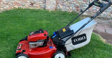 toro 20332 09 375x195 Toro 22 Recycler Self Propelled Lawn Mower