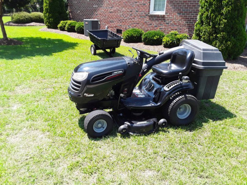 Craftsman DYS4500 1 810x608 Craftsman DYS 4500 42 inch 24hp Briggs Riding Mower for Sale