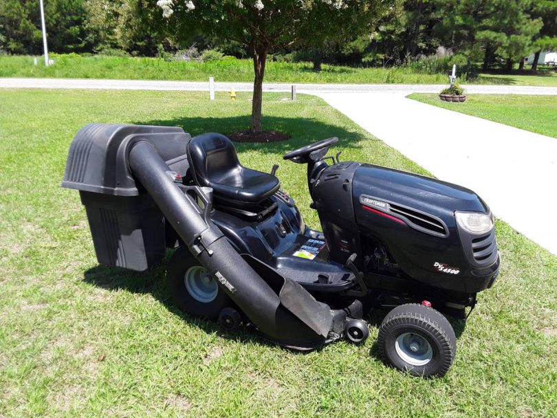 Craftsman DYS4500 2 810x608 Craftsman DYS 4500 42 inch 24hp Briggs Riding Mower for Sale