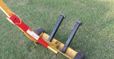 Craftsman riding mower front end lift 4 375x195 Craftsman riding mower front end lift jack