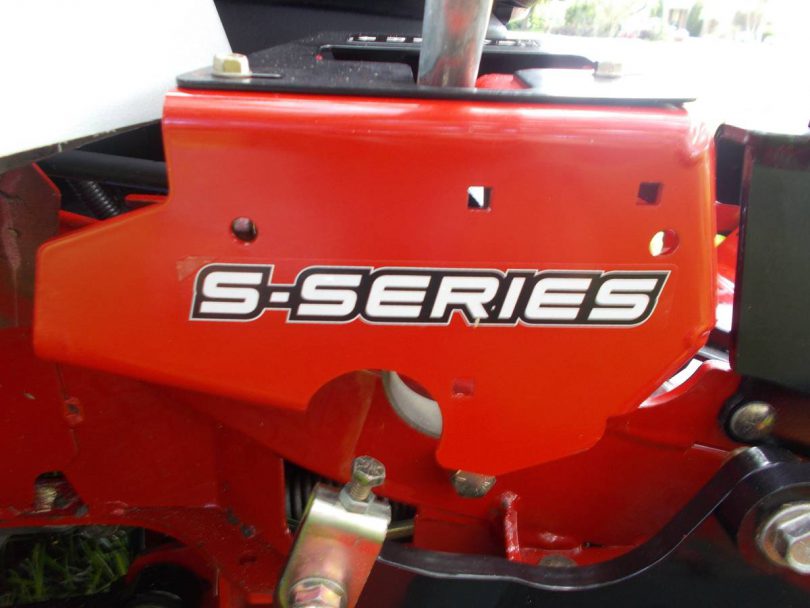 Exmark Lazer Z S Series 12 810x608 Exmark Lazer Z S Series 60in Mower (Used)