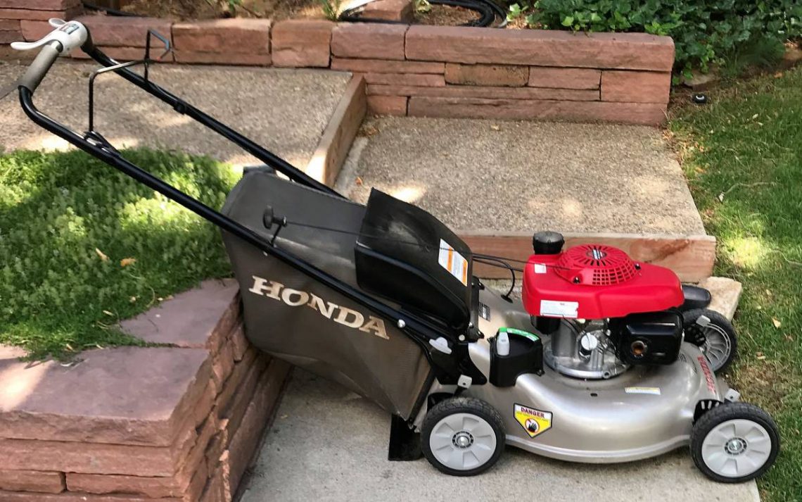 HONDA HRR216K9VKA 21" SelfPropelled Lawn Mower For Sale RonMowers