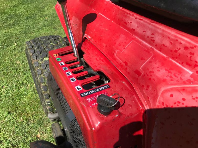 Honda H 3811 1 810x608 Honda HTR 3811 Riding Lawn Mower for Sale