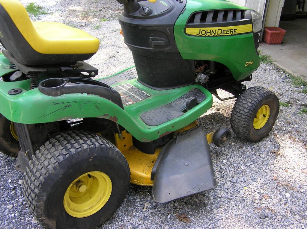John Deere D110 Riding Mower for Sale RonMowers