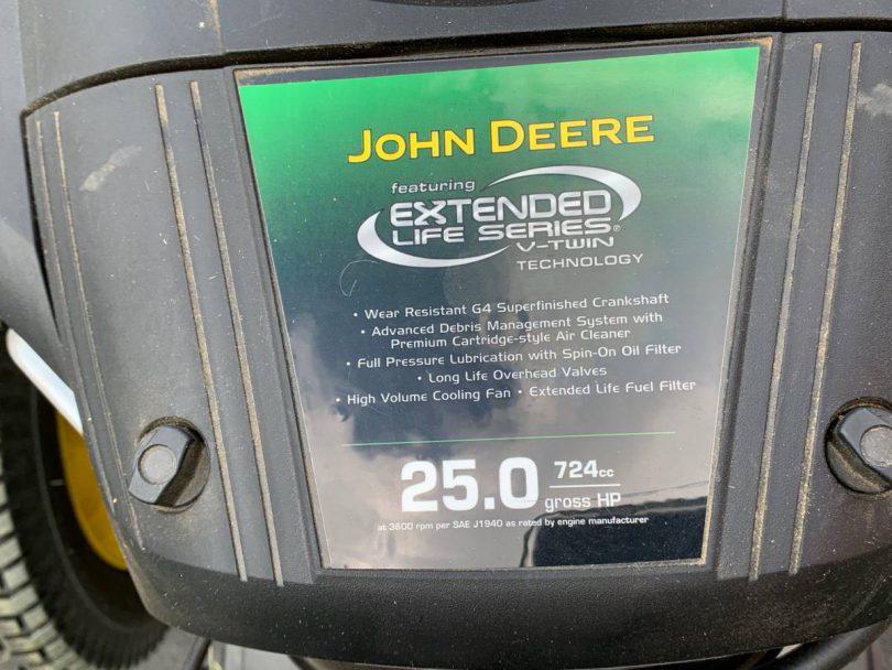 John Deere D170 Riding Lawn Mower 1 810x608 Used John Deere D170 54 Riding Lawn Mower