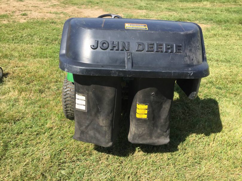 John Deere LT 160 5 810x608 John Deere LT160 42 inch Cut Mower for Sale