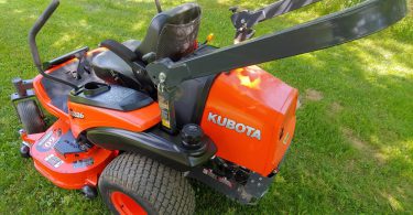 Kubota Zd326 2 375x195 Kubota ZD326 zero turn mower 2016