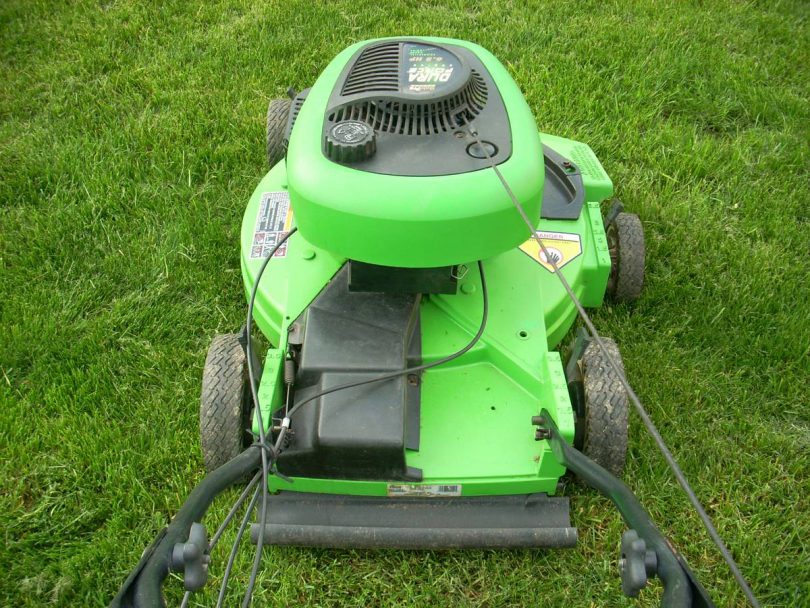 Lawn Boy Gold Series 2 810x608 Lawn Boy Gold Series 10655 Self Propelled Lawn Mower for Sale