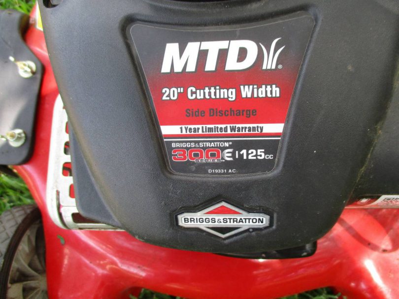 MTD Push Lawn Mower 4 810x608 MTD 20 in. Manual Push Lawn Mower for Sale