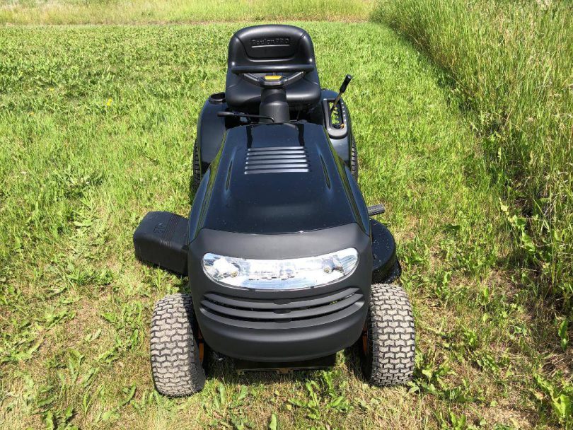 Poulan Pro PP155H42 2 810x608 Poulan Pro Series PP155A42 Riding Mower for Sale