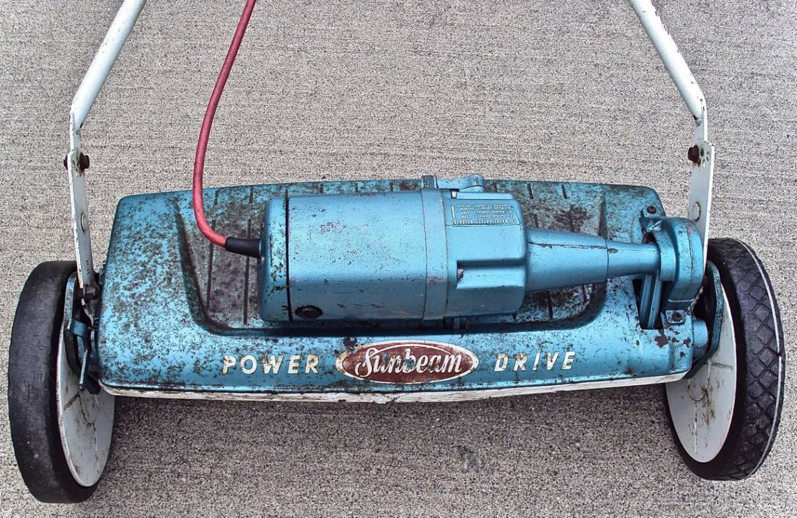 Sunbeam E700 21" selfpropelled reel mower RonMowers