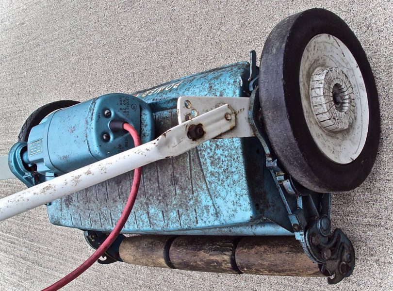 Sunbeam E 700 H 810x600 Sunbeam E 700 21 self propelled reel mower