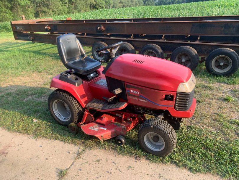 Toro Wheel Horse 520xi Riding Mower 7 810x608 Toro Wheel Horse 520xi Riding Mower for Sale
