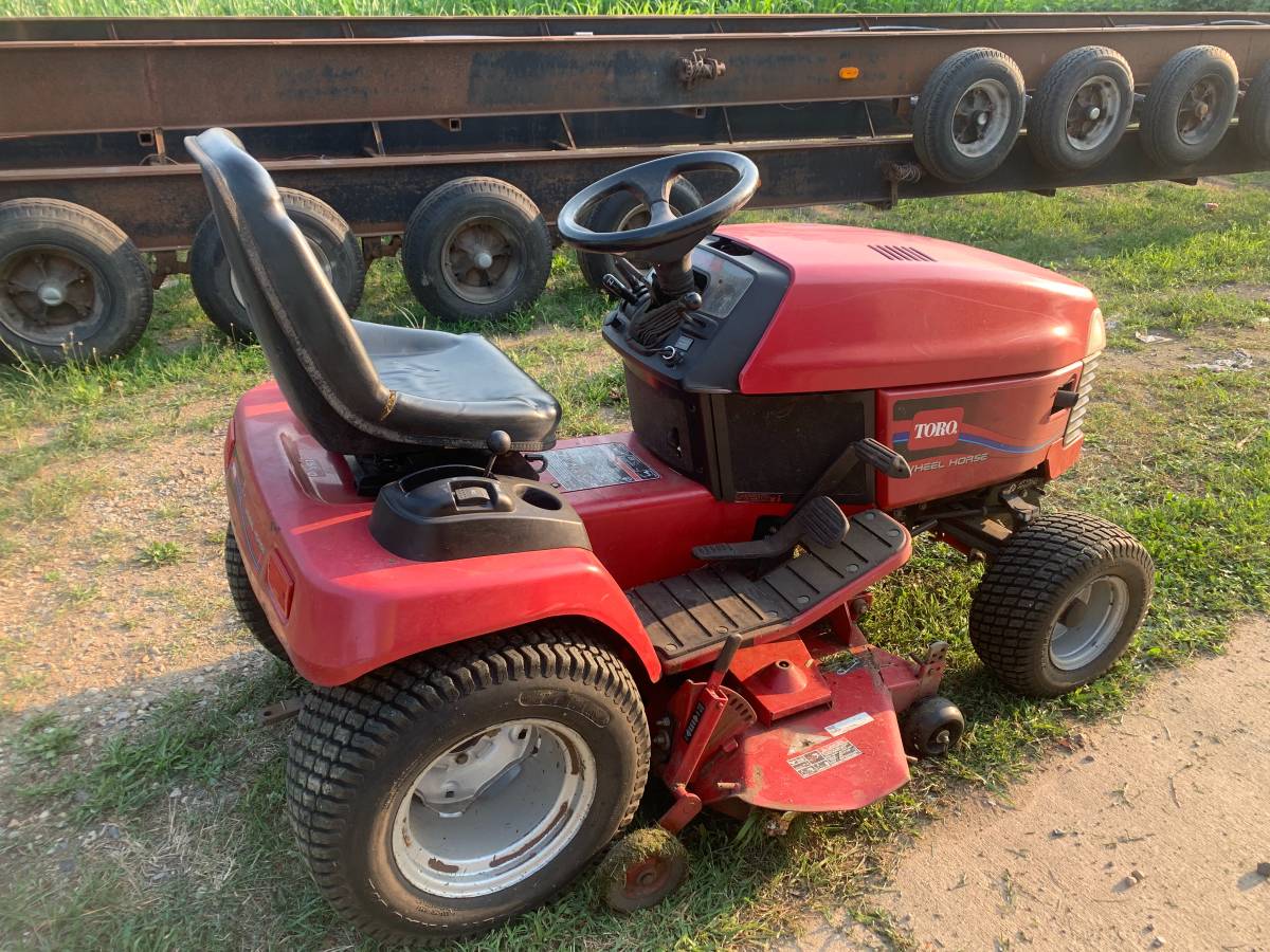 how to start a toro riding lawn mower