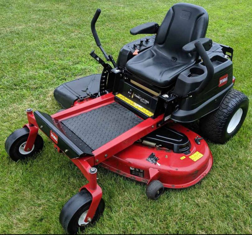 Toro Z5000 6 810x757 2008 Toro Z5000 Zero turn riding mower