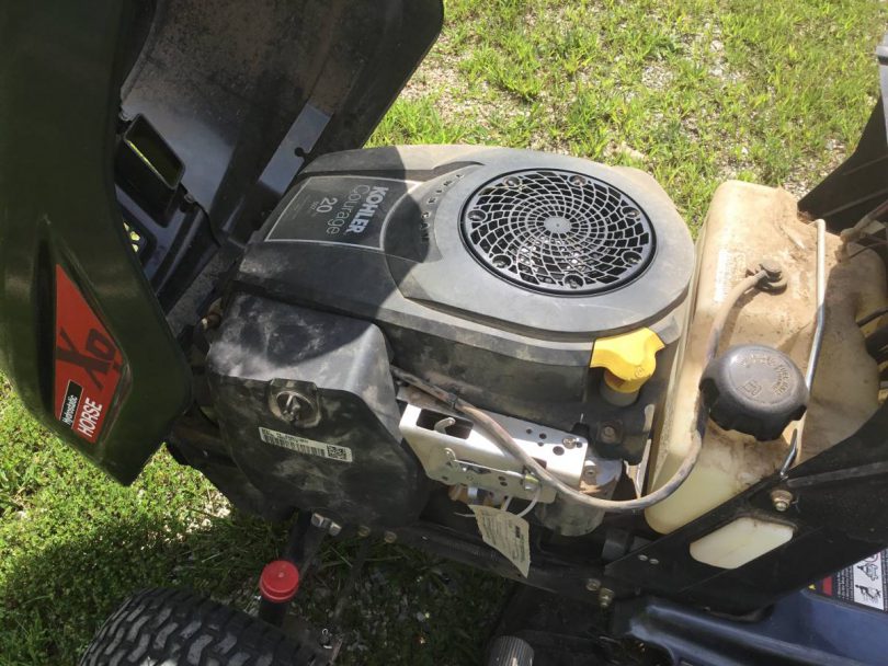Troy bilt XP hydrostatic 08 810x608 Troy Bilt XP Horse 46 Hydrostatic Riding Lawn Mower