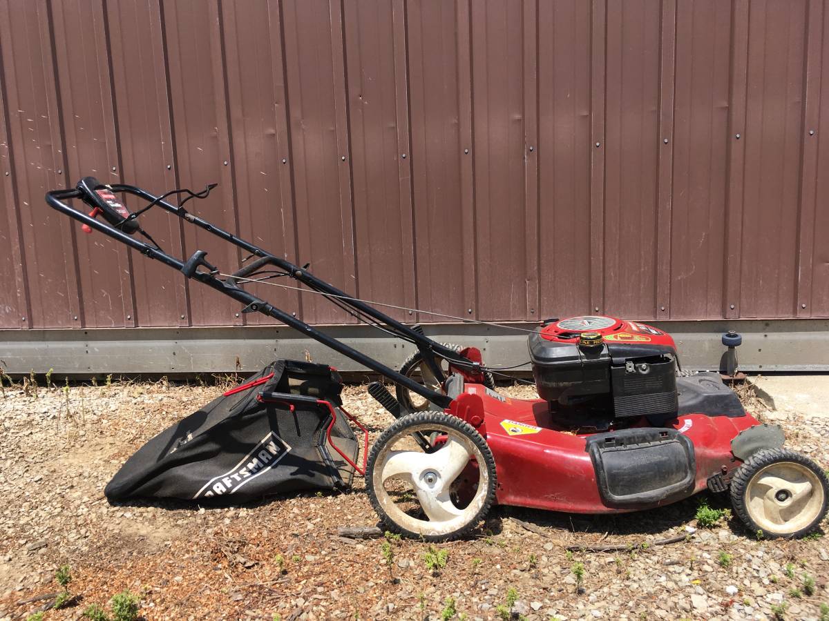 Craftsman 22-Inch EZ Walk Self-Propelled Lawn Mower (Used) - RonMowers