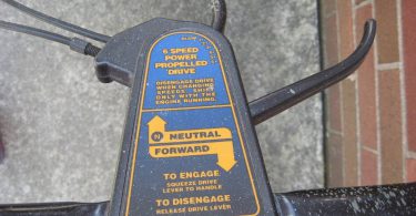 Cub Cadet SRC 621 5 375x195 Cub Cadet SRC 621 self propelled mower with bag