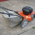 Husqvarna 6522SH 4 150x150 Husqvarna 6522SH 22 self propelled mower with rear bag