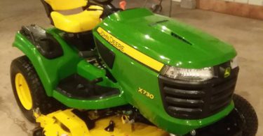 John Deere X730 1 375x195 John Deere X730 Riding Mower 2016