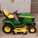 John Deere X730 7 150x150 John Deere X730 Riding Mower 2016