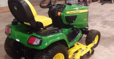John Deere X730 8 375x195 John Deere X730 Riding Mower 2016