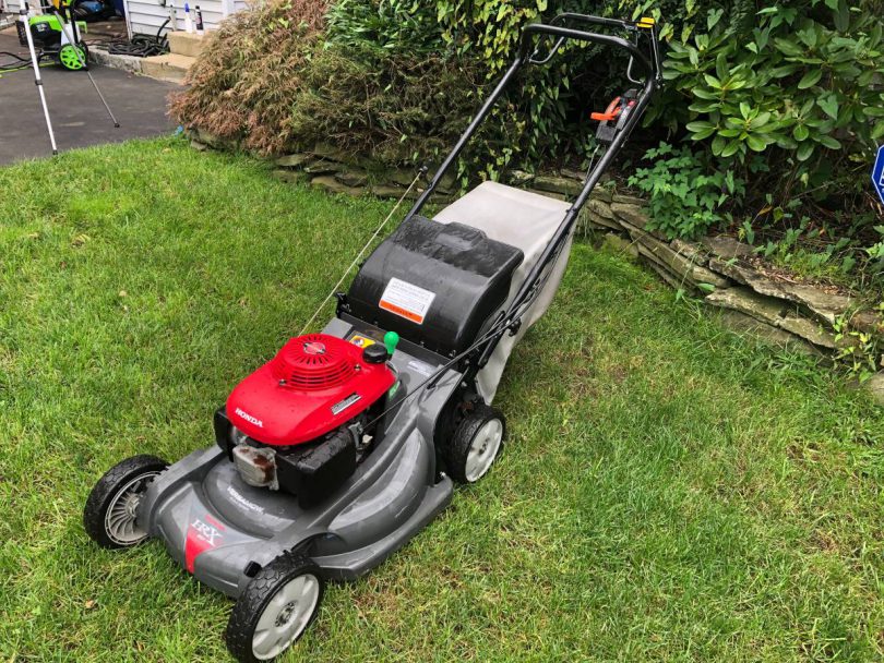 Honda HRXHYA 1 810x608 Honda HRXHYA 21 NeXite deck Lawn Mower