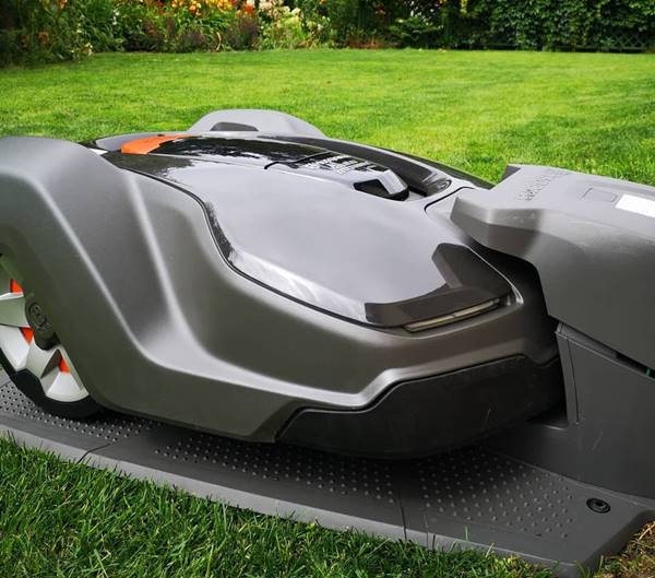 Husqvarna Automower 315X 5 5 Best Robotic Lawn Mowers for 2019