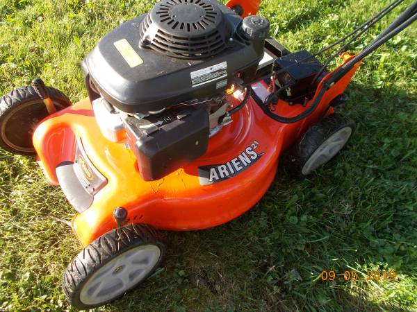 Ariens 21 Self Propelled Walk Behind Mower Ronmowers