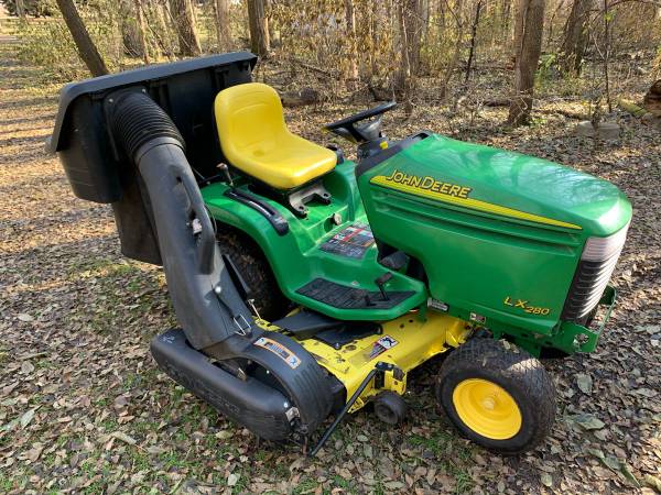 Deere LX280 11 John Deere LX 280 Riding Lawn with dual bagger for sale