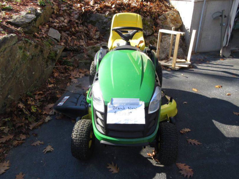 John Deere E150 2 810x608 John Deere E150 48 22 hp Riding Lawn Mower for Sale
