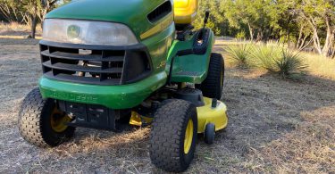 John Deere LA125 Lawn 02 375x195 John Deere 48 inch riding mower LA125 for sale
