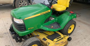 John Deere x744 3 375x195 2008 John Deere x744 lawn mower with power flow bagger
