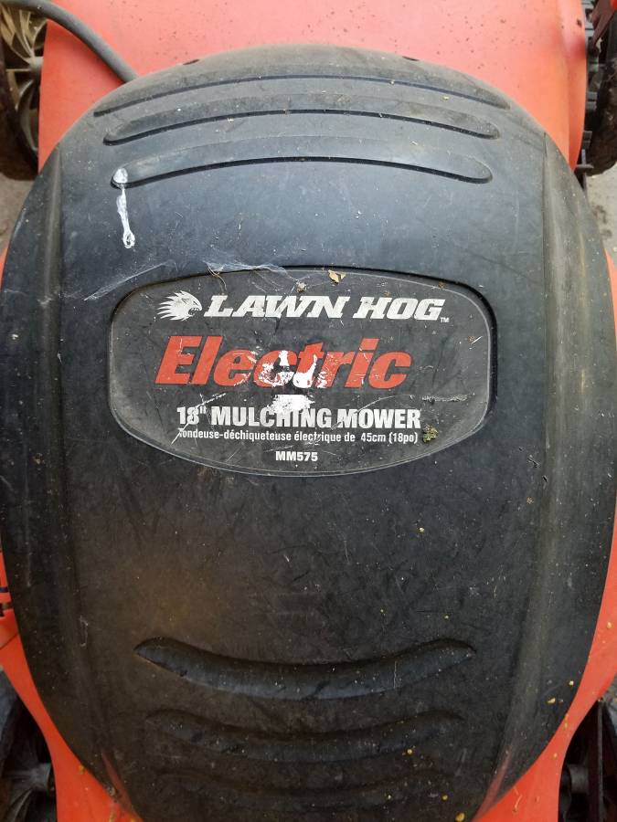 MM575 1 Used Black & Decker 18 Electric LAWNHOG Mulching Mower