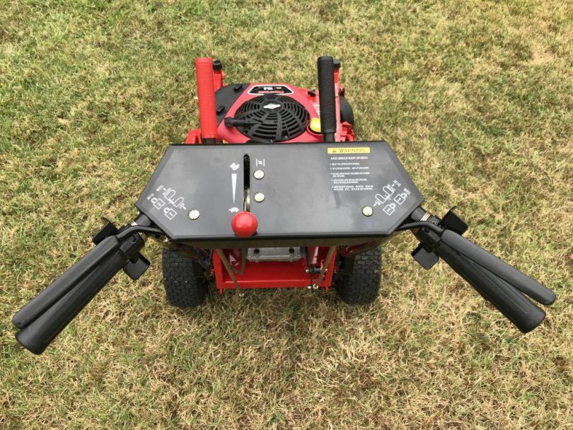 WorldLawn WY28S11BS03 810x608 Used 2019 Worldlawn 28 Inch Walk Behind Lawn Mower