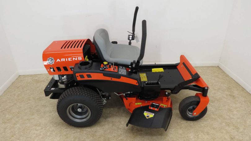 Ariens Zoom 3 810x455 Ariens Zoom 34 in Zero Turn Lawn Mower
