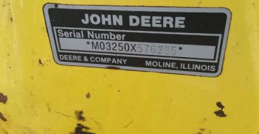John Deere 240 2 375x195 Used John Deere 240 lawn mower with blower